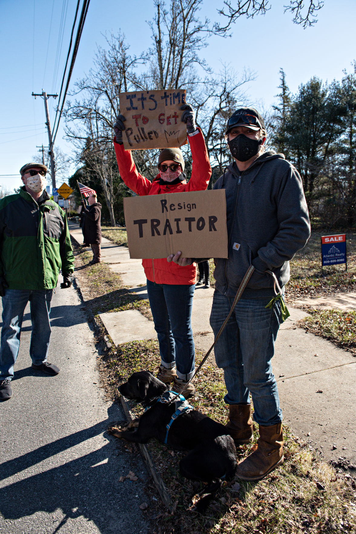 011021_nws_vandrewprotest